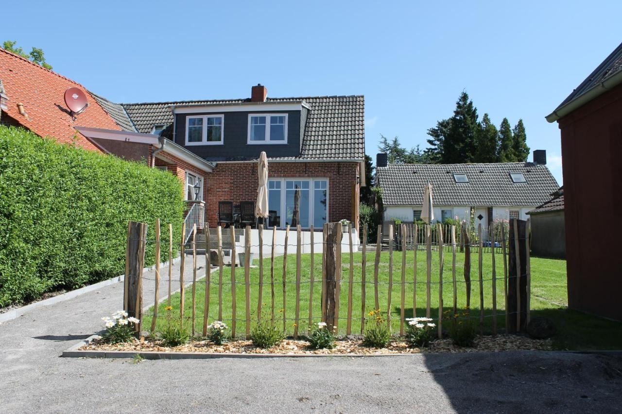 Ferienwohnung Tant Berta´s Huus Krummhörn Exterior foto